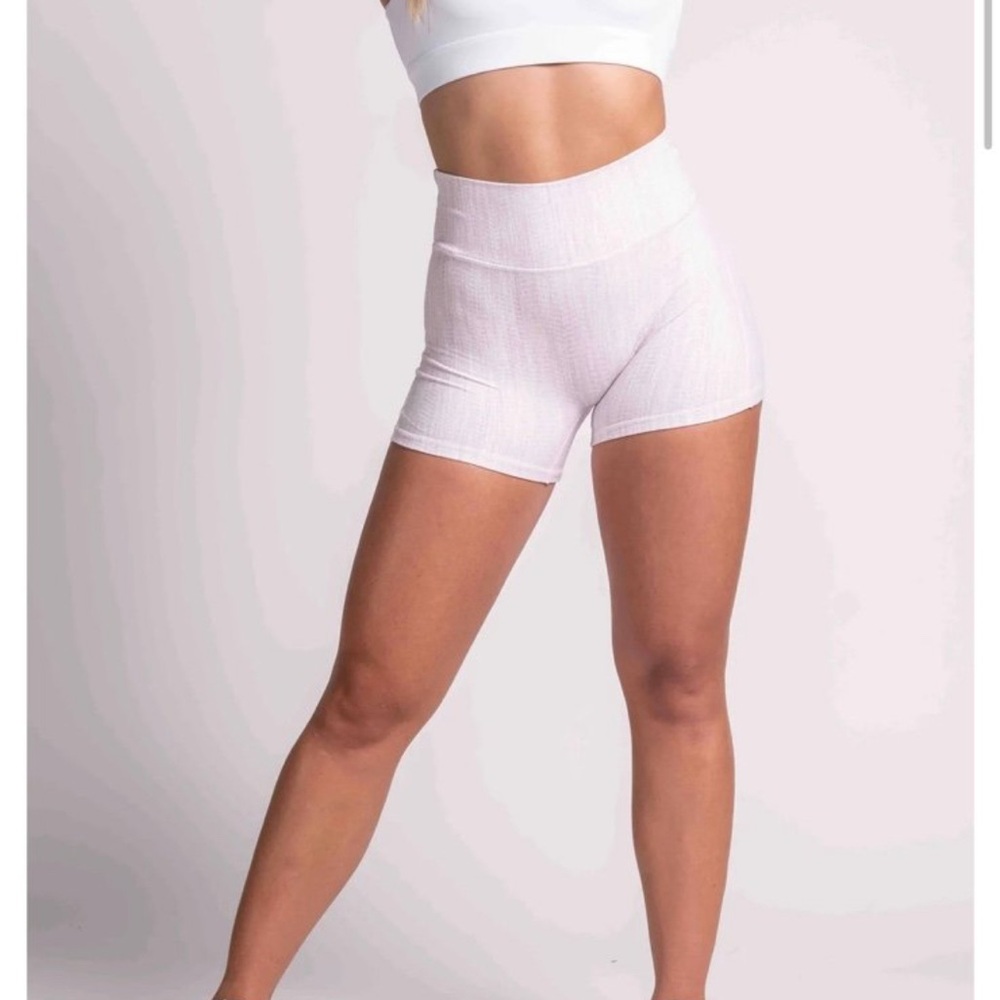 Ptula Short